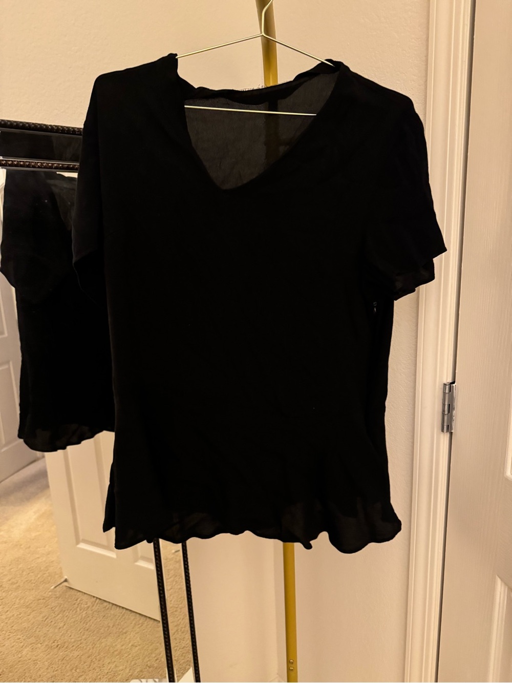 Banana Republic Black Sheer Short Sleeve Blouse